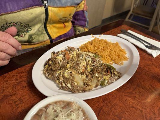 Machaca con huevos, frijoles