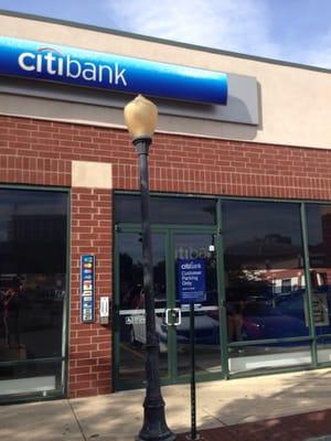 Exterior of Citibank on Broadway