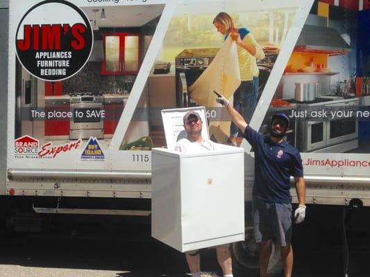 Delivery guys Drayton and Ali, got my installation done so quick they had a minute to ham it up! Great job-thanks guys!