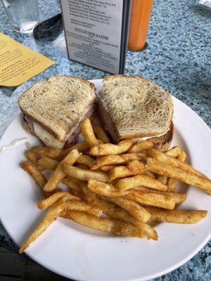 Reuben sandwich