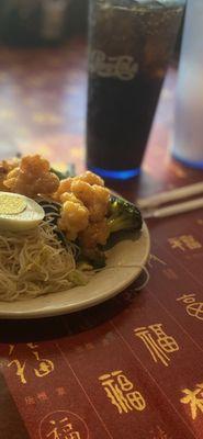 Rice noodles with walnut shrimp