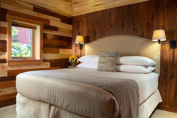 Sunrise Cottage bedroom with king bed