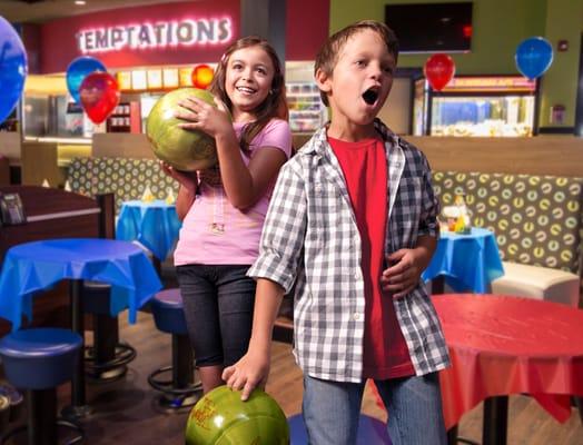 Specializing in children's Birthday Parties... To book online go to www.townlineluxurylanes.com