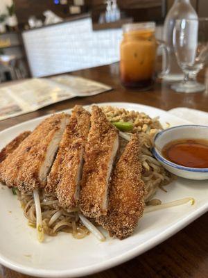 Crispy chicken pad Thai lunch