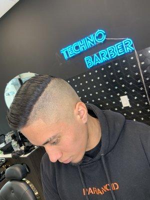 Techno Barber