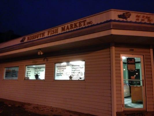 Utica's best fish market.