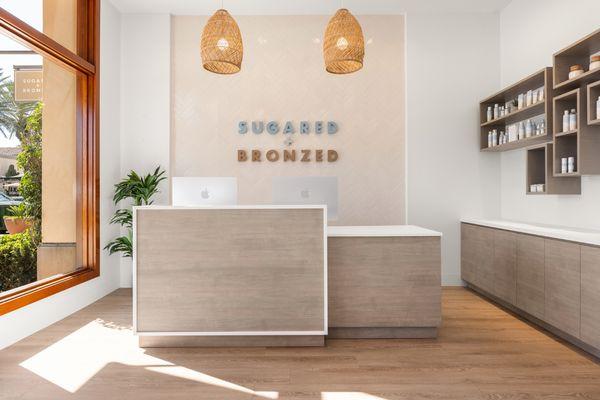 S+B reception desk