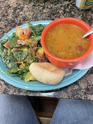 Mango tuna salad, broccoli white bean soup, Tuscan bread, cranberry LaCroix