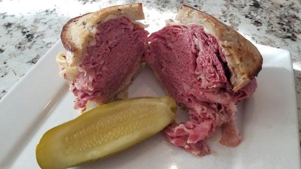 Mile-high Reuben