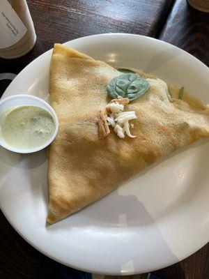 Chicken and spinach crepe