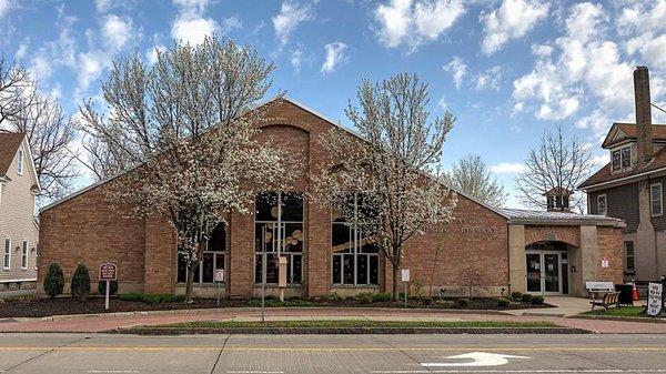 Lancaster Public Library