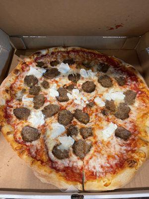 18" Meatball and Ricotta