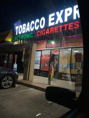 Best tobacco shop in katy