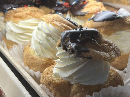 Crazy good creme puffs.