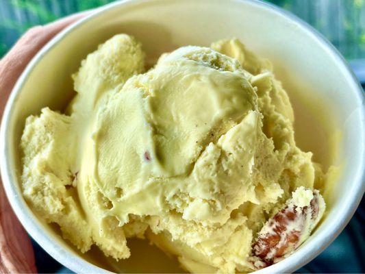 One scoop Butter Pecan and one Pistachio that they forgot