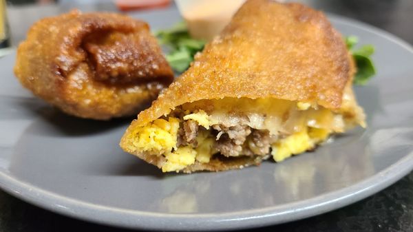 Breakfast egg roll