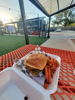 Rage Against the Machine burger! Chef's kiss!