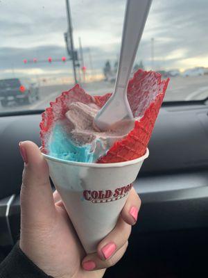 Cotton candy strawberry blend !