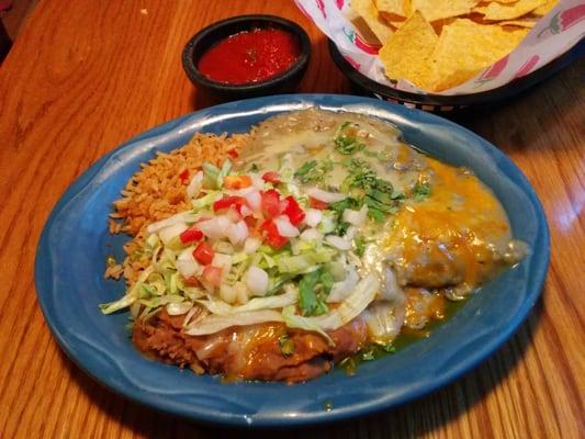 Enchiladas with green sauce.