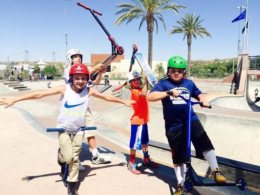 SC Wildcat brothers, Superman, Ironman, Big Mac and little brother Yellow Mop, rippin up the SC skate park! Studs! :)