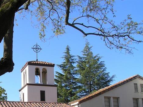 We are a diverse group of Christians gathering at the American River Community Church in Carmichael, Calif., lead by Pastor Rich Reimer. Fin