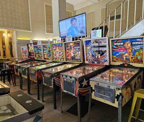 Bill Lewis of Vero Beach, Florida, visiting the Appalachian Pinball Museum in Hendersonville, North Carolina