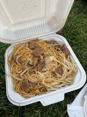 1. Beef Chow Mein()