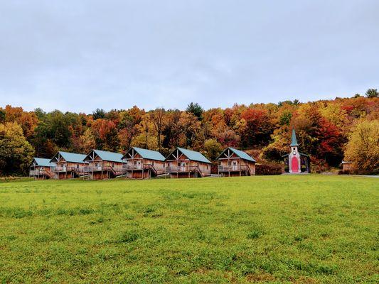 the cottages at Wolf Oak Acres private estate in Madison County, NY