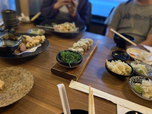 SASHIMI DINNER - Classic Roll + Seaweed salad also comes with Sashimi Portion (10pc)  (other picture) 32