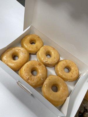 1/2 dozen plain glazed