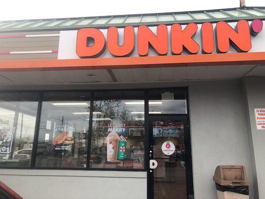 Dunkin' from the front view with sign 2022