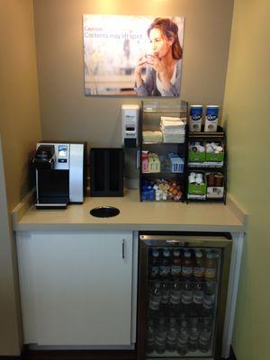 We offer complimentary coffee, water and juice for all of our patients!