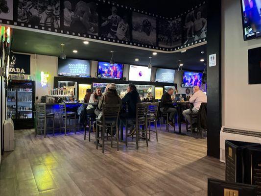 Fun upscale sports bar!