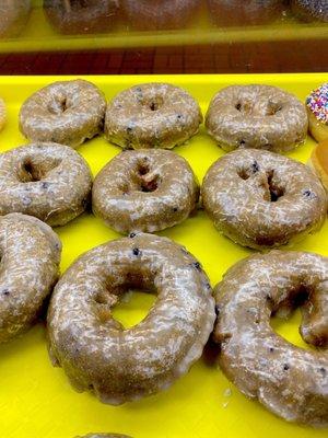 The famous blueberry cake donut!!