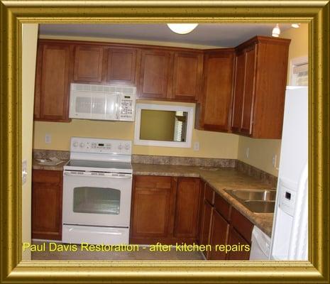 Here is what the kitchen looked like after Paul Davis repairs. It is like new with no trace of fire damage, soot or smoke odor.