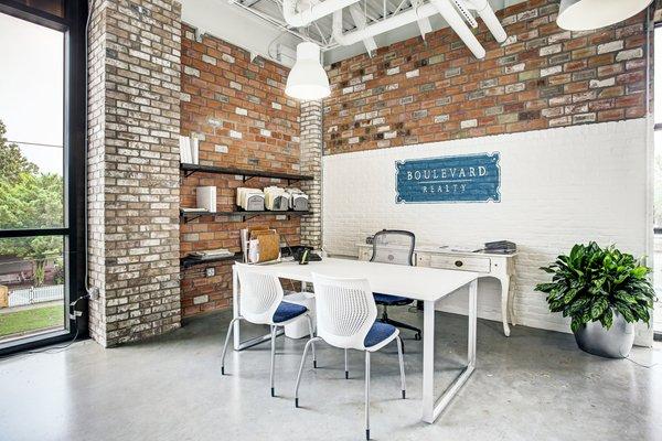 The desk of Boulevard Realty broker/owner Bill Baldwin.