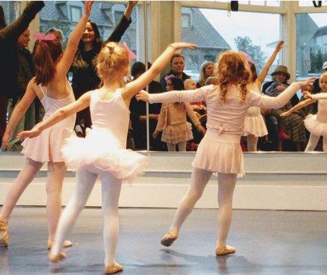 Kids Ballet and Dance Classes in Portage Bay