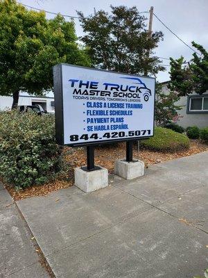 The Truck Master School