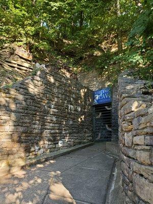 Mark Twain Cave