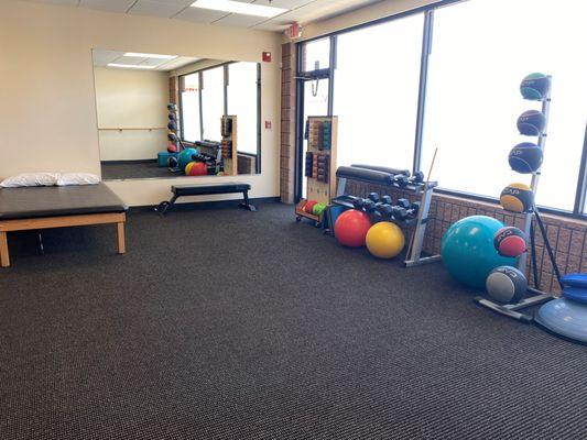 Professional Physical Therapy Dracut Interior 8