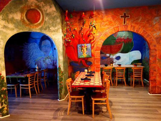 Honestly, the venue and all of the details put into the art at La Cocina Mexican Restaurant are absolutely Rosarita beach perfect!