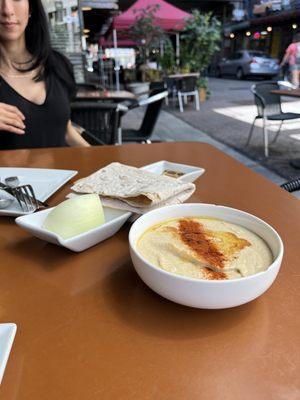 Hummus appetizer