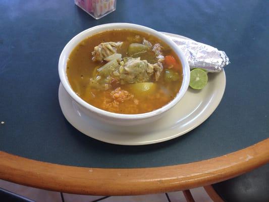 Caldo de Res