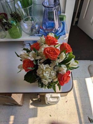 Beautiful roses and hydrangeas - lovely arrangement