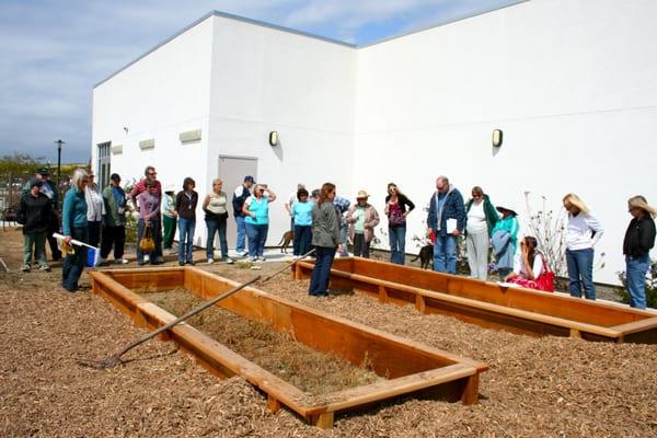 Home Grown Gardening Class at the El Corazon Senior Center