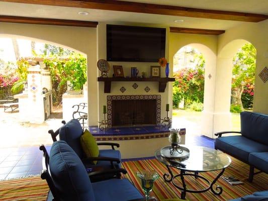 Spanish style outdoor living room