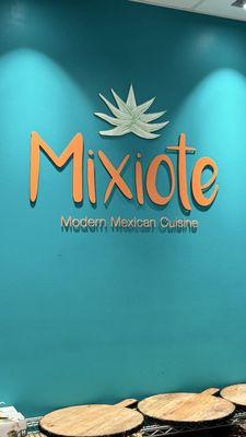 Mixiote's logo