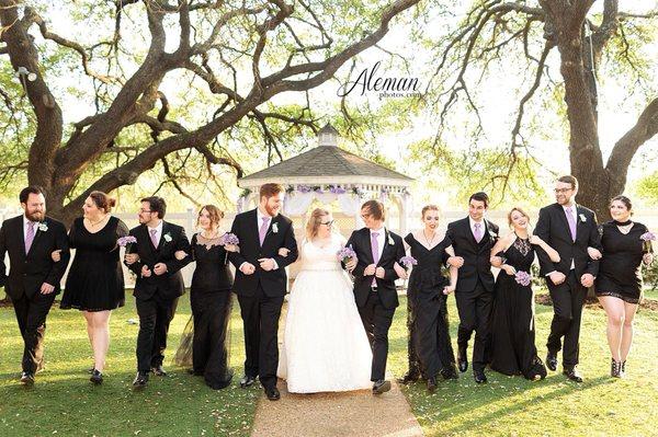 Bridal party in the Cupid's Garden