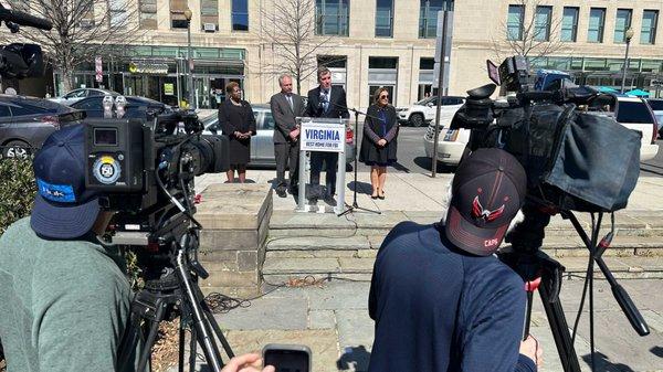 Metro Teleproductions video production for live webcast announcement Senators Kaine and Warren press conference March 9, 2023