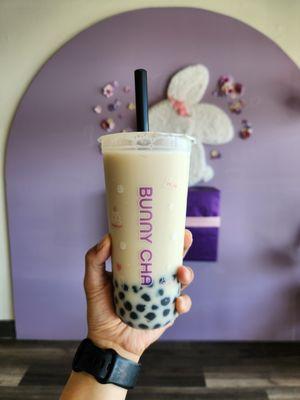 Osmanthus Oolong Milk Tea, 25% Sweet, Less Ice, with Boba! About $6.25 for the tea and toppings.